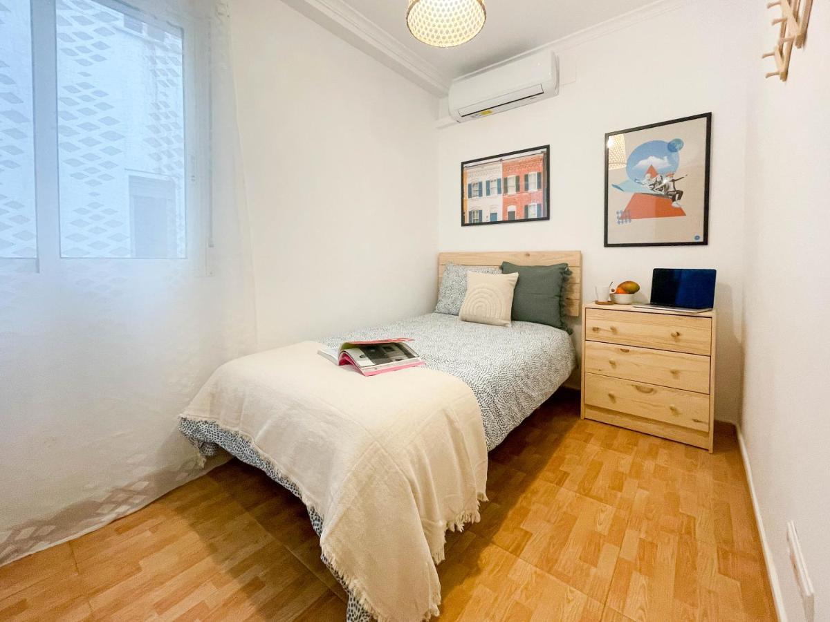 Amplio apartamento en pleno corazón de Alicante Exterior foto